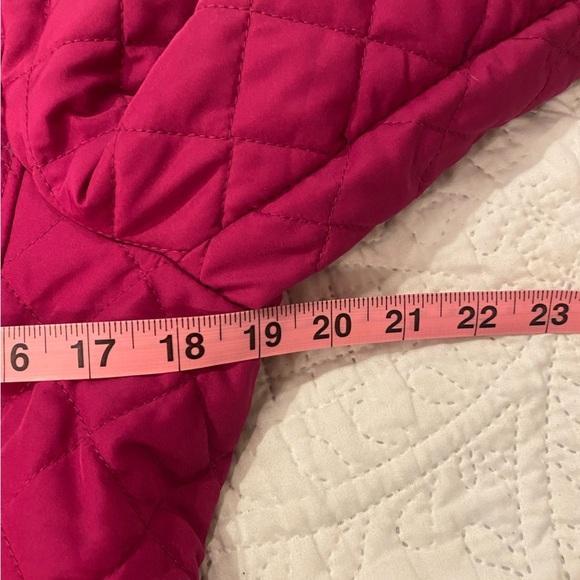 Chico's Quilted Fuchsia Jacket
Mid sized, fits like a one - Picture 5 of 8